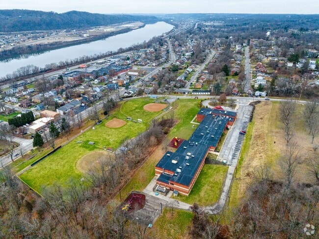 State Street Elementary School sits on the Ohio River.