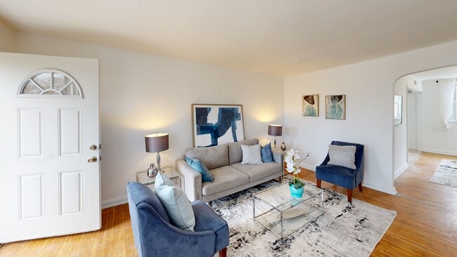 1203 Edgehill Rd, Darby, PA 19023 - photo 2