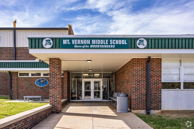 Mount Vernon Middle School supports student growth in a close-knit community.