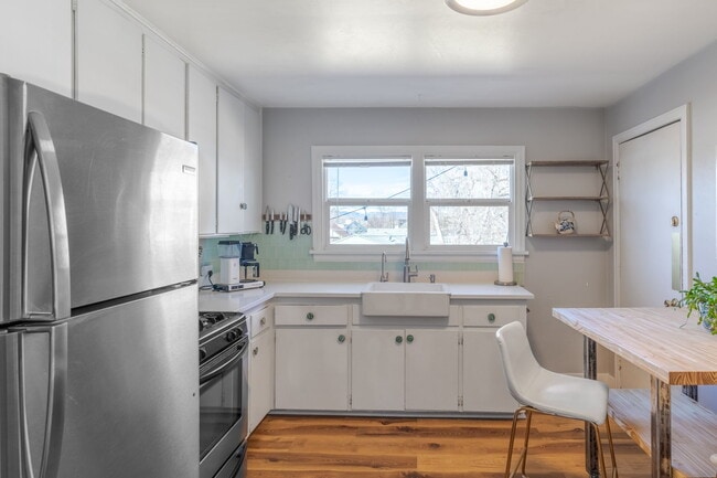 2731 S Sherman St unit Upper Level, Englewood, CO 80113 - photo 7