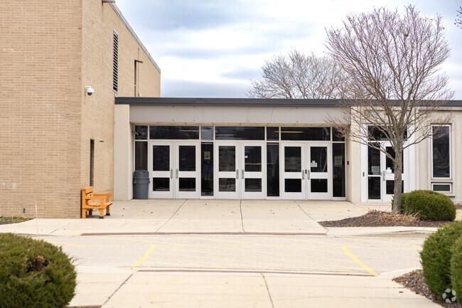 The doors of Cudahy welcome your high school student.