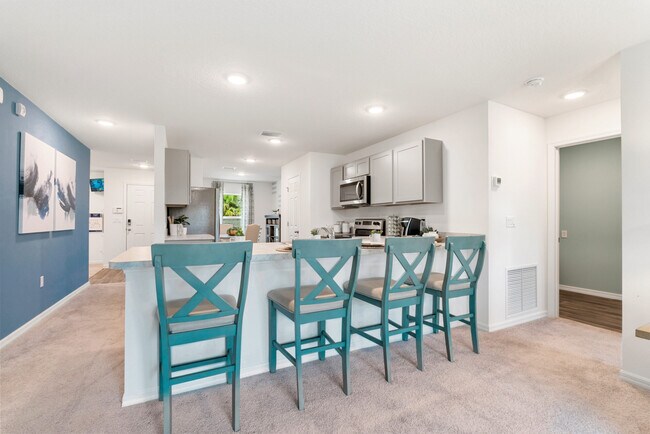 2621 NE 7th Place, Cape Coral, FL 33909 - photo 7