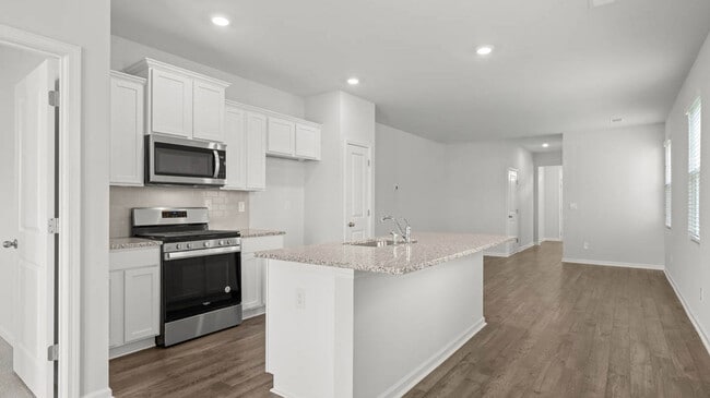 976 Raghorn Rd, Grovetown, GA 30813 - photo 3