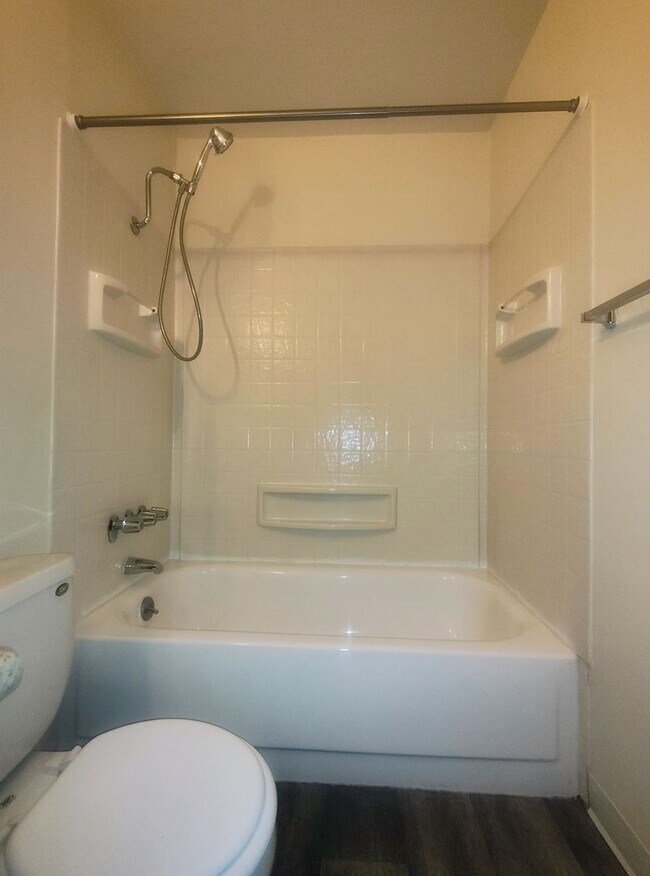 Keystone East, Portland, OR 97233 - photo 5