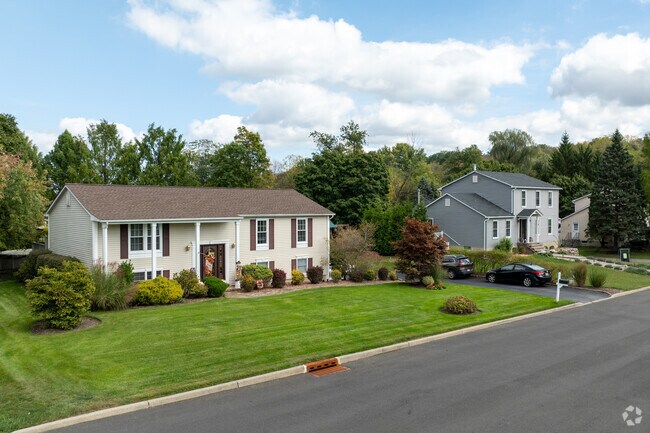 Hamburg lacks sidewalks but its quiet streets are safe for walking.