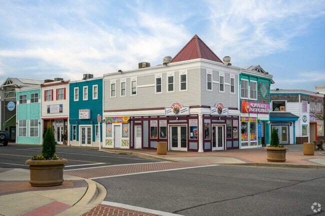 Shops line the streets of Bethany Beach.