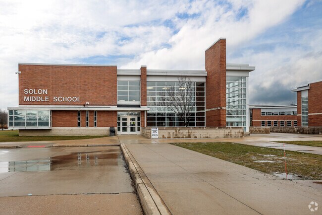 Solon Middle School, Solon