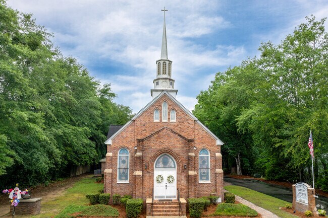 Many Ridgeville locals head to Ridgeville Baptist Church for Sunday worship service.