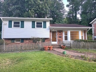 612 Kenbrook Dr, Silver Spring, MD 20902