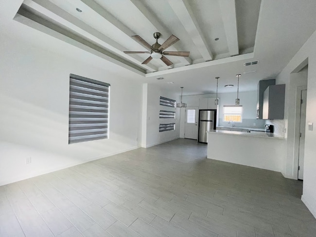 1623 W Smt Dr unit 3, Pharr, TX 78577 - photo 2