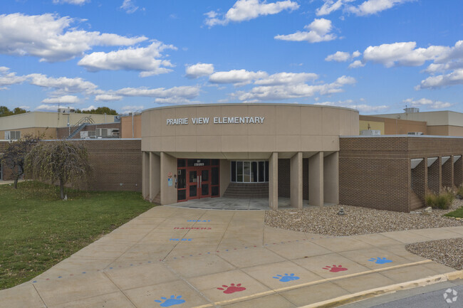Primary school students in Lee's Summit, MO may attend Prairie View Elementary School.