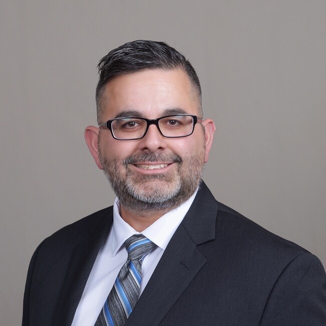 Agent Photo