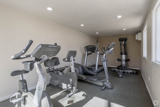 Falcon Pointe Apartments, Riverside, CA 92507 - photo 7