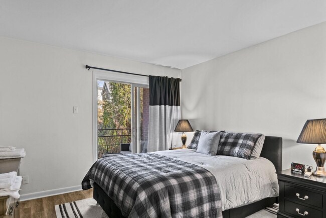 250 Little St unit ID1302826P, Athens, GA 30605 - photo 5