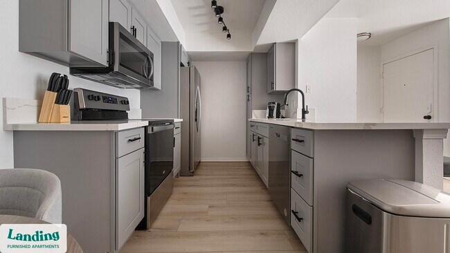 1455 E Katie Ave unit E17, Las Vegas, NV 89119 - photo 4