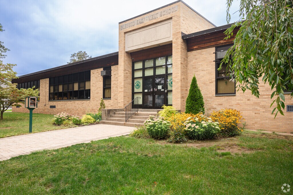 Blessed Sacrament School
is a wonderful school focused on keeping students at their sharpest.