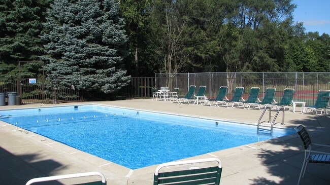 Pines West Apartments, Portage, MI 49024 - photo 5