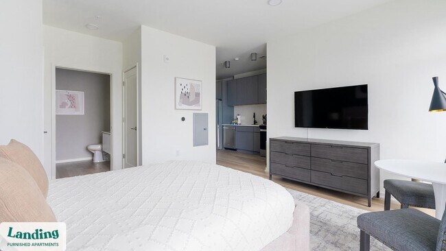 815 Madison St unit 2-307, Durham, NC 27701 - photo 5