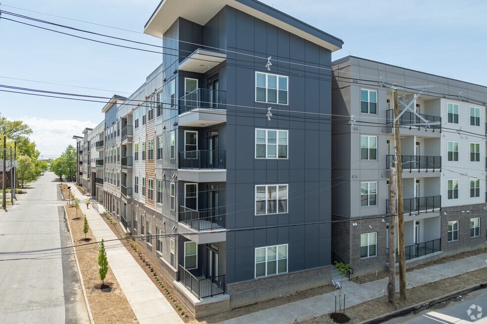 The Eclipse in Russell, Louisville, KY 40211 - photo 1