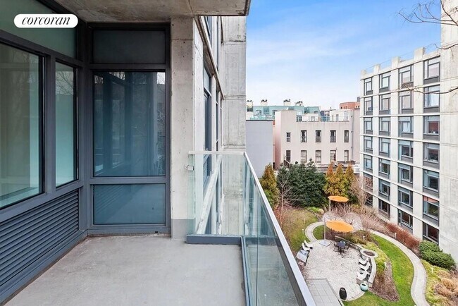 247 N 7th St, New York City, NY 11211 - photo 3