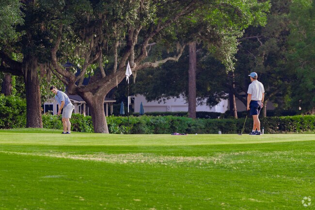 Snee Farm Country Club offers golf, swimming, and tennis in Snee Farm.