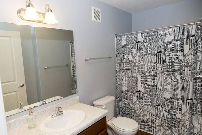 1010 Central, Indianapolis, IN 46202 - photo 4