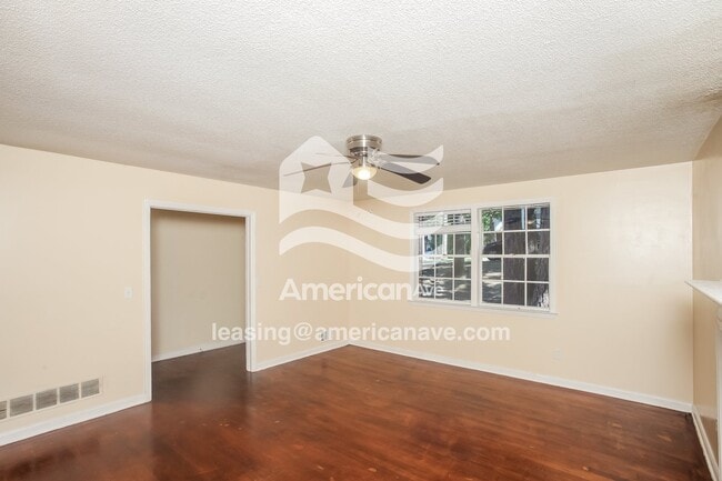 1859 Woodsboro Dr, Columbia, SC 29210 - photo 4