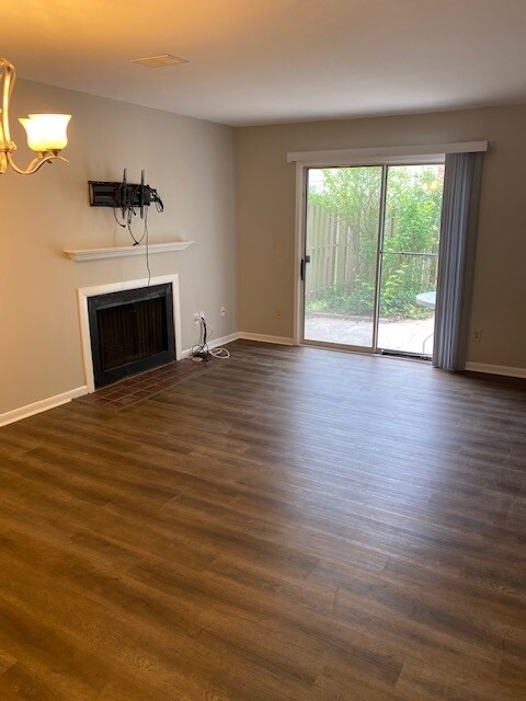 6042 Heath Valley Rd, Charlotte, NC 28210 - photo 4