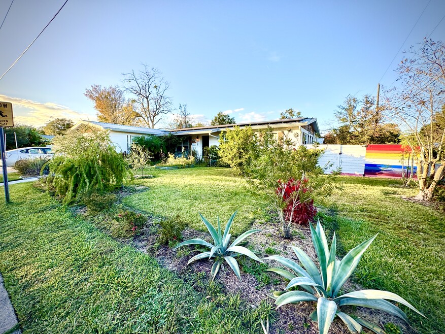 60 Julia St, Saint Augustine, FL 32084 - photo 1