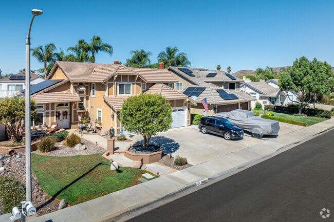 The Menifee Lakes neighborhood features a variety of new traditional home styles.