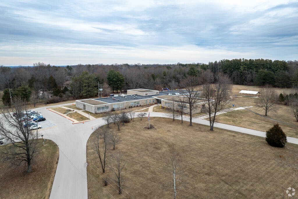 Marlin Elementary is a popular schooling option for younger students in the area.
