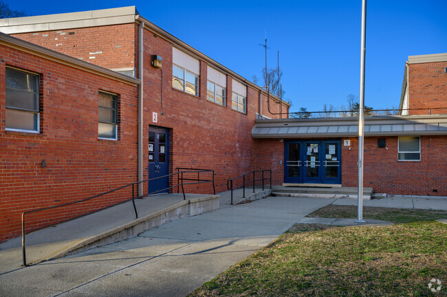 Clinton Grove Elementary School