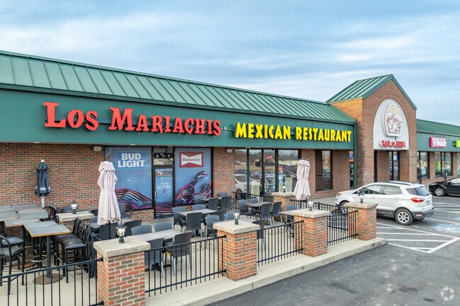 Los Mariachis Mexican Restaurant is located on Lafayette Street in London, Ohio.