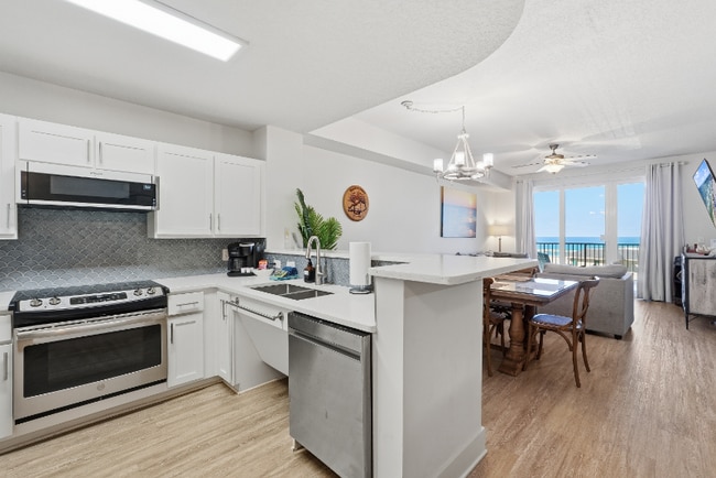 Calypso Tower III unit 3-606, Panama City Beach, FL 32413 - photo 3