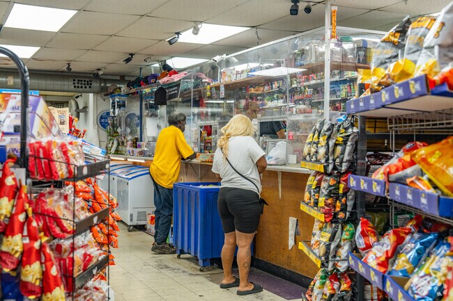 Hollywood residents do most of their grocery shopping in markets like Nite-N-Day Food Mart.