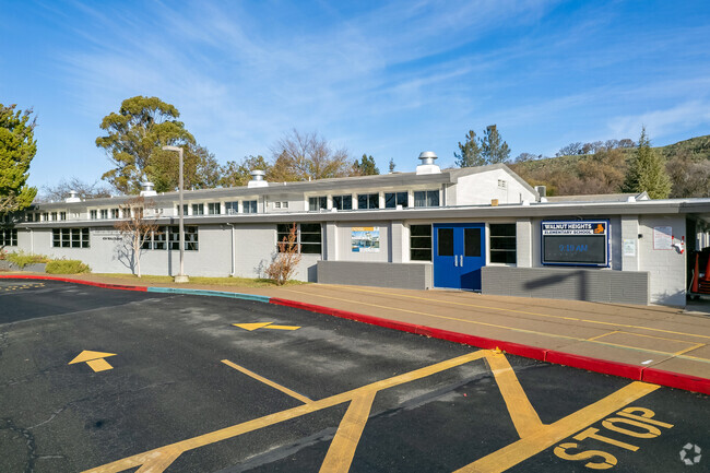 Walnut Heights Elementary School, Rankings & Reviews - Homes.com