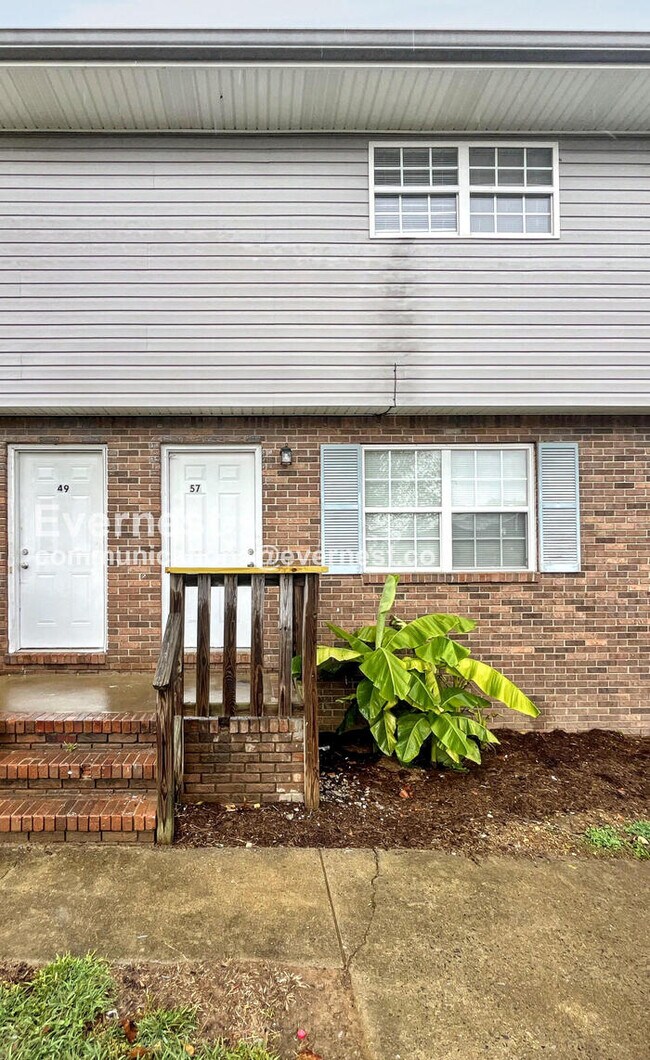 57 Clara Dr, Ringgold, GA 30736