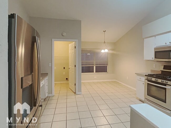 1328 Maximilian Dr, Wesley Chapel, FL 33543 - photo 4