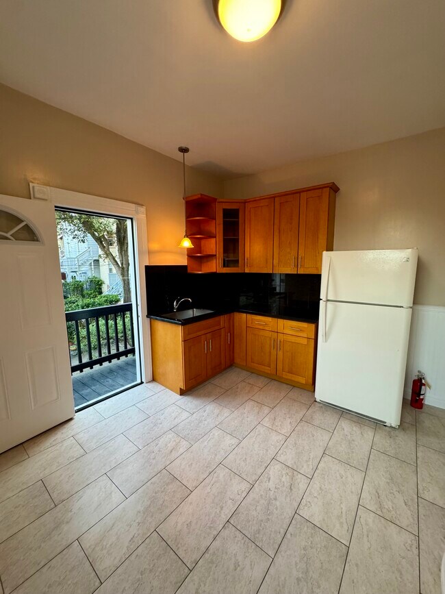 3681 23rd St unit 3681, San Francisco, CA 94110 - photo 7