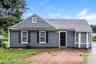 4252 Catalpa Ct, Ellenwood, GA 30294