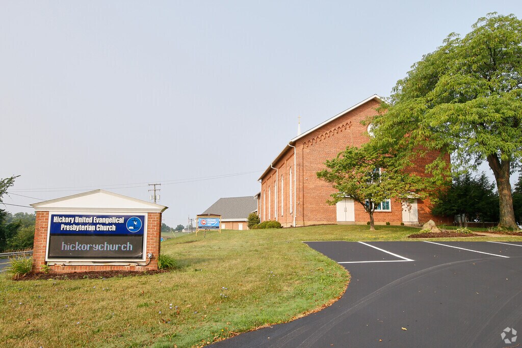 Hickory Christian School is a private primary school located within a church.