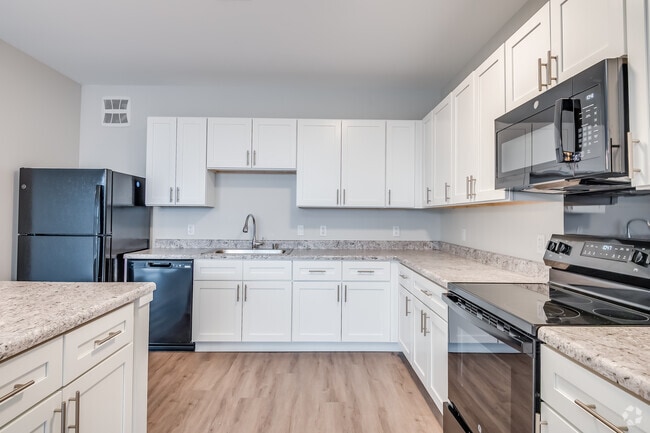 2BR, 2BA - 1,347SF - Kitchen