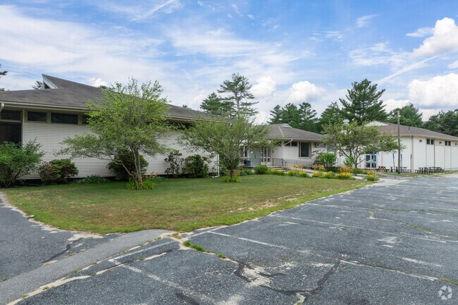 Watch your kids grow at Bayberry Christian School.