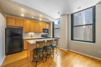 208 W Washington St, Chicago, IL 60606