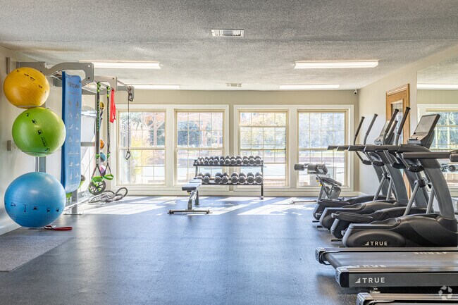 Hamptons of Cloverlane Apartments, Ypsilanti, MI 48197 - photo 6