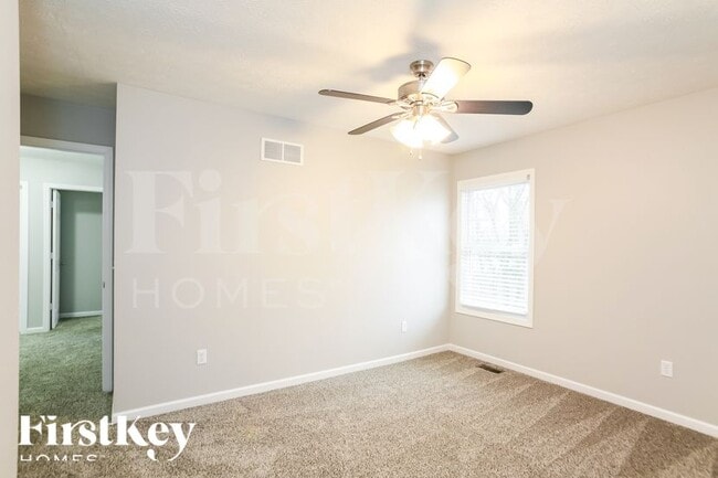 334 N Odell St, Brownsburg, IN 46112 - photo 7