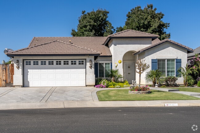 Discover a lovely single-family home in Madison Grove.