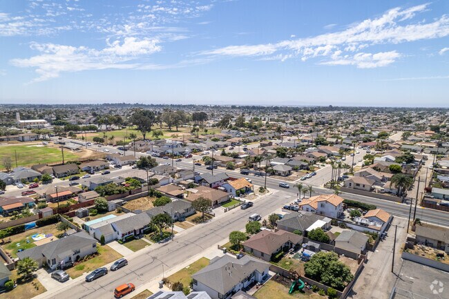 The Kamala Park neighborhood features a vast variety of home styles.
