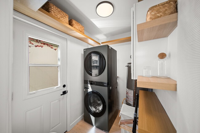 906 Victoria Ave, Venice, CA 90291 - photo 7