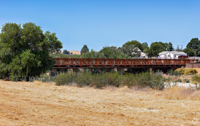 See the bridge in Shandon Paso Robles, Ca.